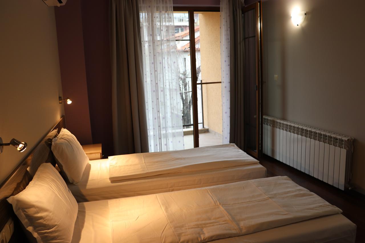 Roots Hotel And Wine Bar Plovdiv Exterior photo
